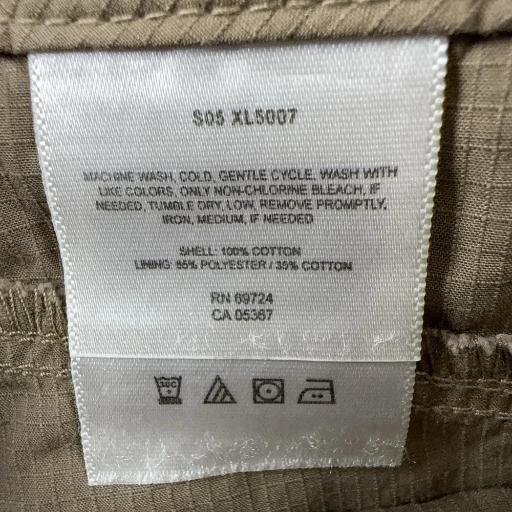 Columbia women line